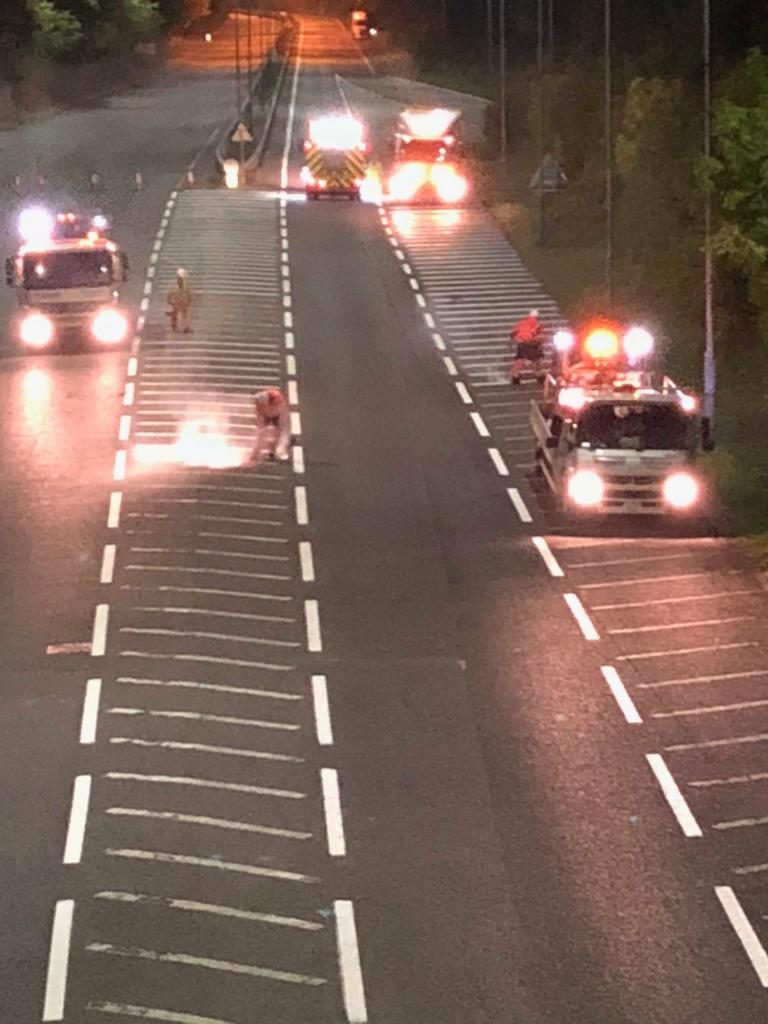 road line marking